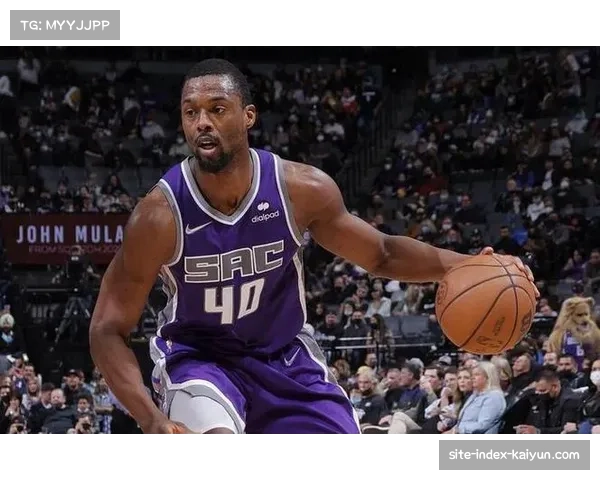 爵士远未到争冠窗口却重金引援 防守潜力与建队节奏存矛盾